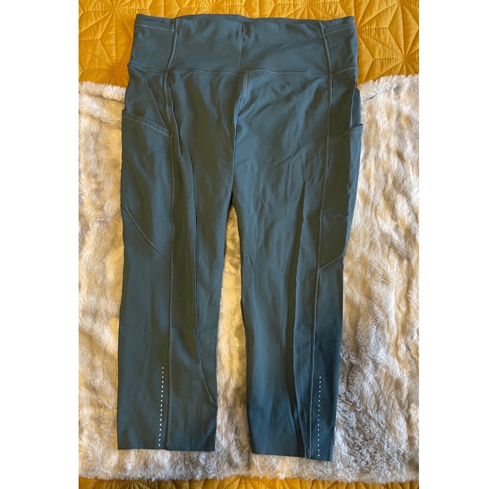 Cropped fast and free leggings